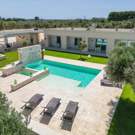 Tenuta Sante Serranova Luaran gambar