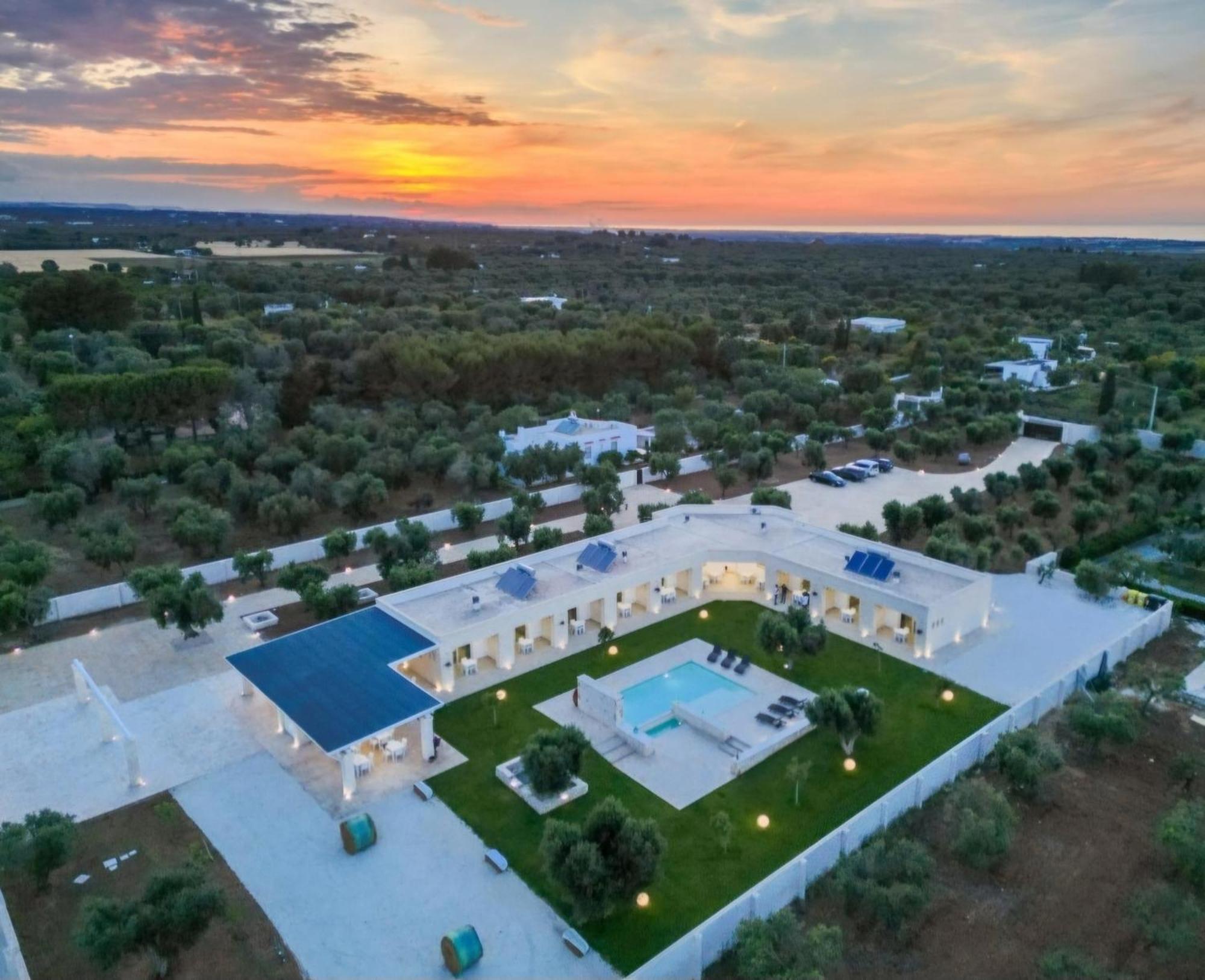 Tenuta Sante Serranova Bilik gambar