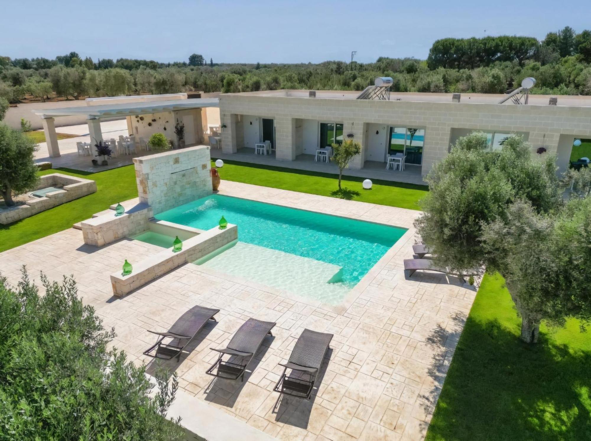 Tenuta Sante Serranova Luaran gambar